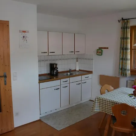شقة Haus Ambros *