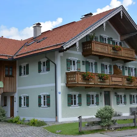 Apartment Haus Ambros Piding