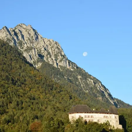 Haus Ambros Apartment *